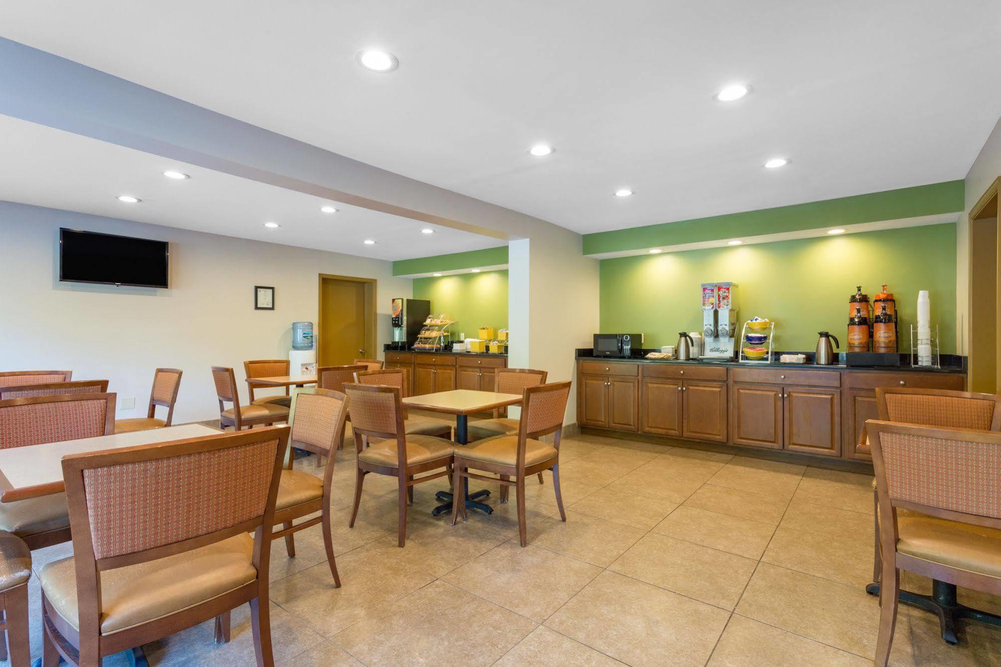Days Inn By Wyndham Лексингтон Экстерьер фото